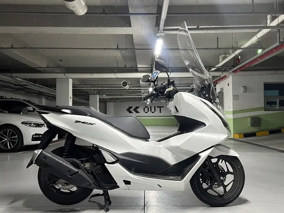 pcx125 23년식 1만5천키로 팝니다